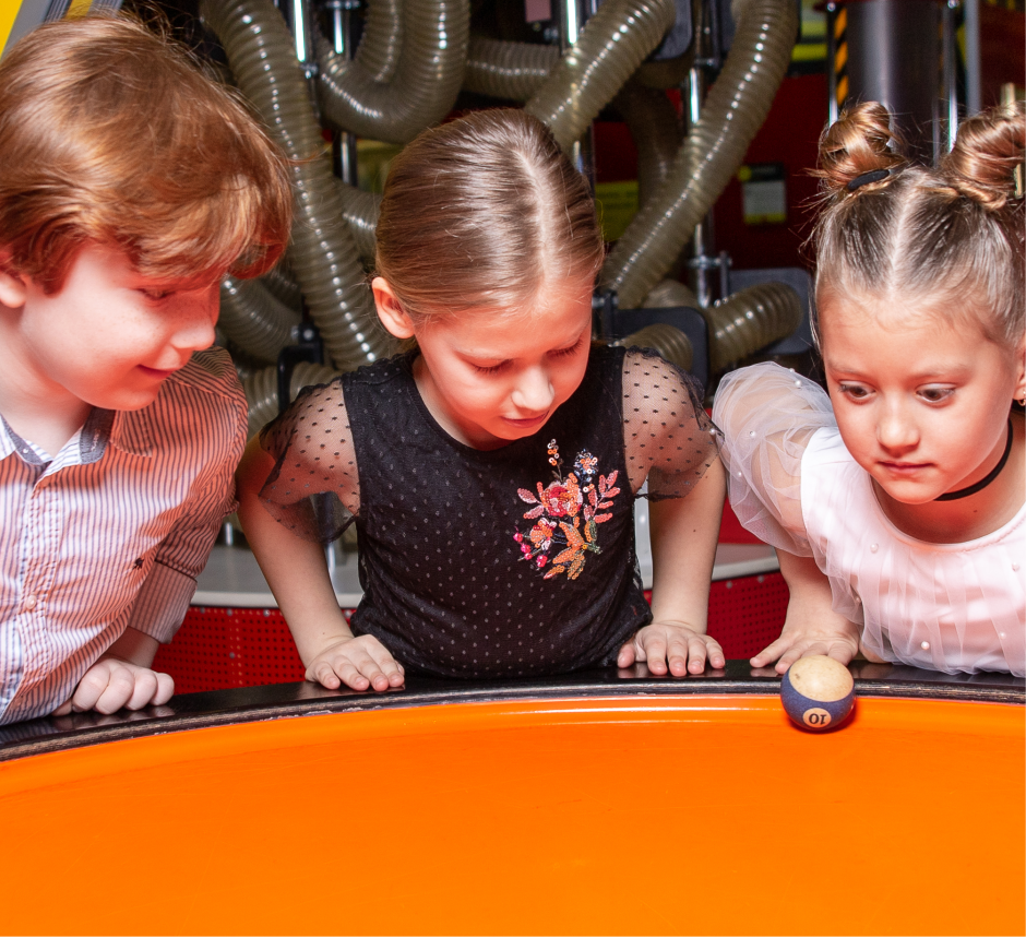 Черная дыра 7_10 лет.png